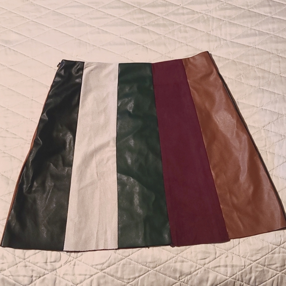 Multi colored mini skirt